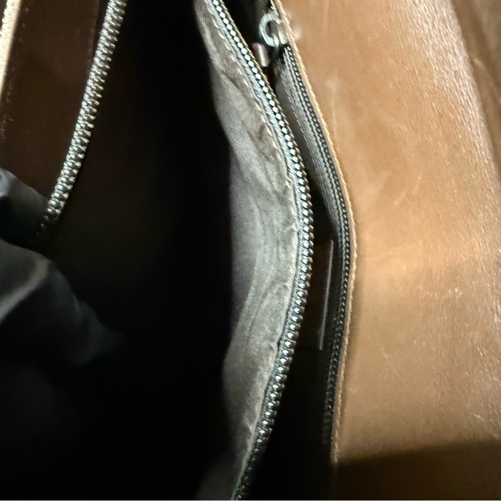 💎GUCCI BUSINESS BAG/ BRIEFCASE W/ Lock & Key💎 - Picture 12 of 16